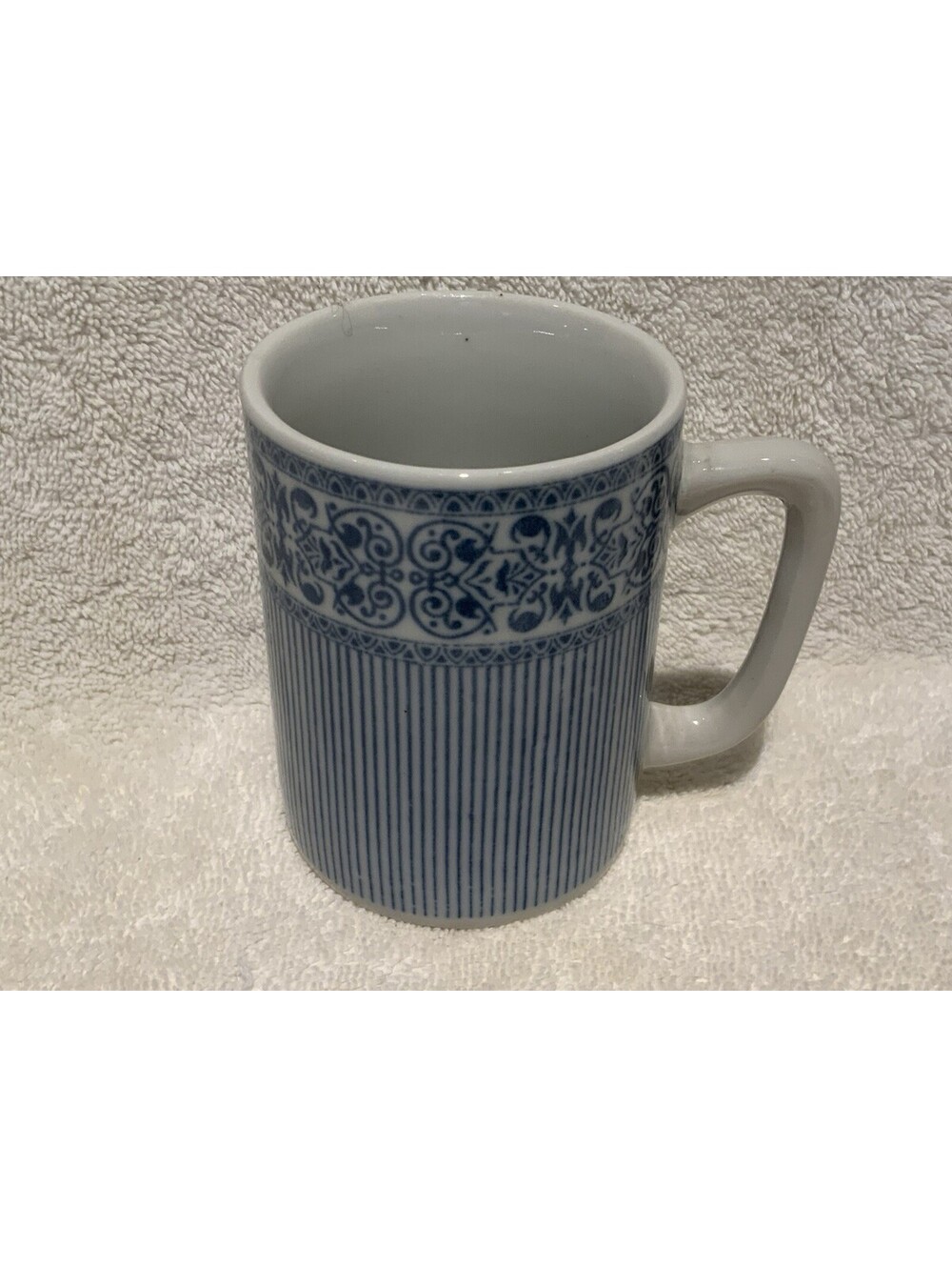 China Blue and White Floral 8oz. Mug with Casual Faded Denim Color